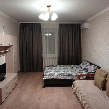 Appartamento Cosy Flat Kiev Esterno foto
