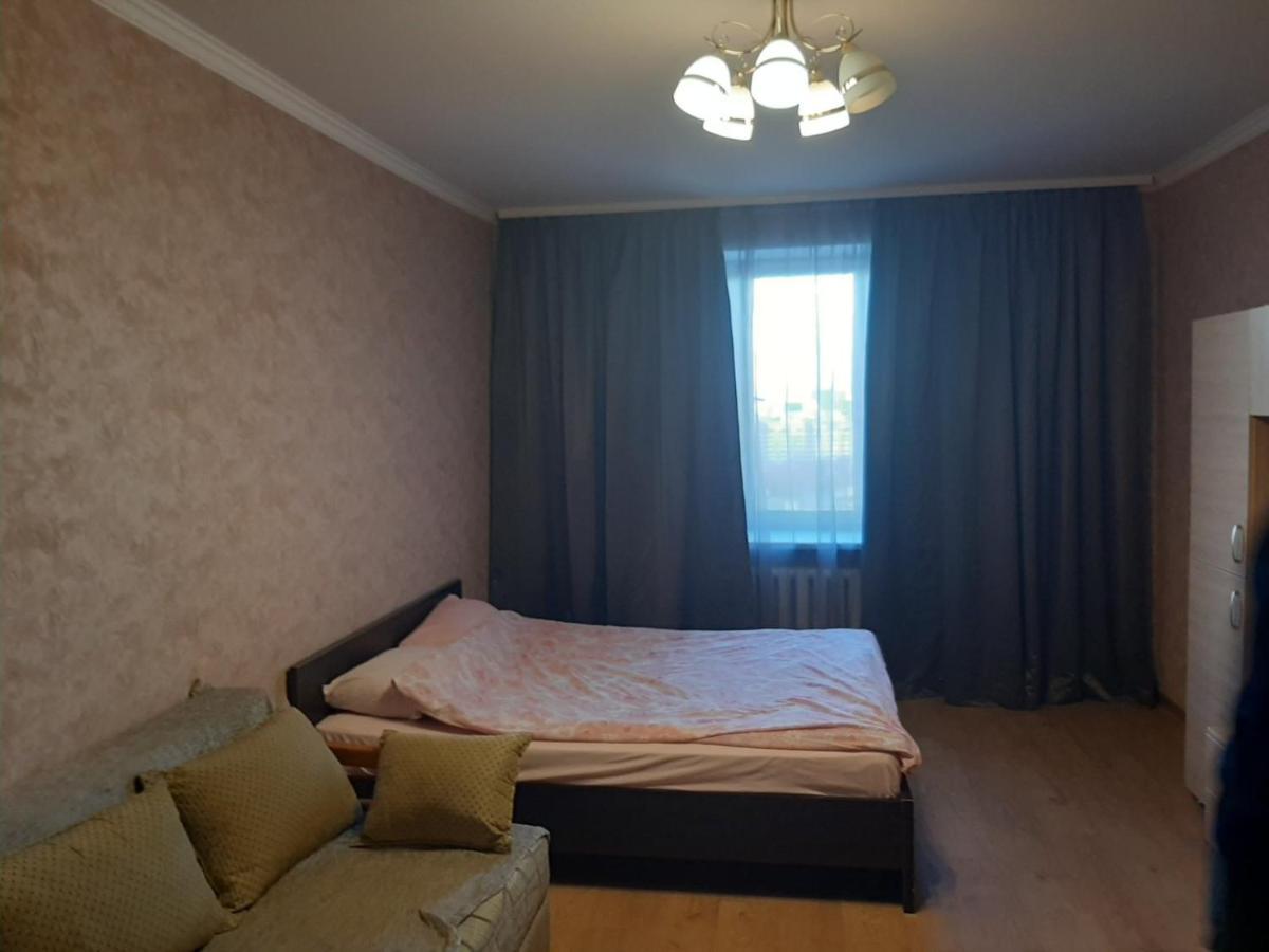 Appartamento Cosy Flat Kiev Esterno foto