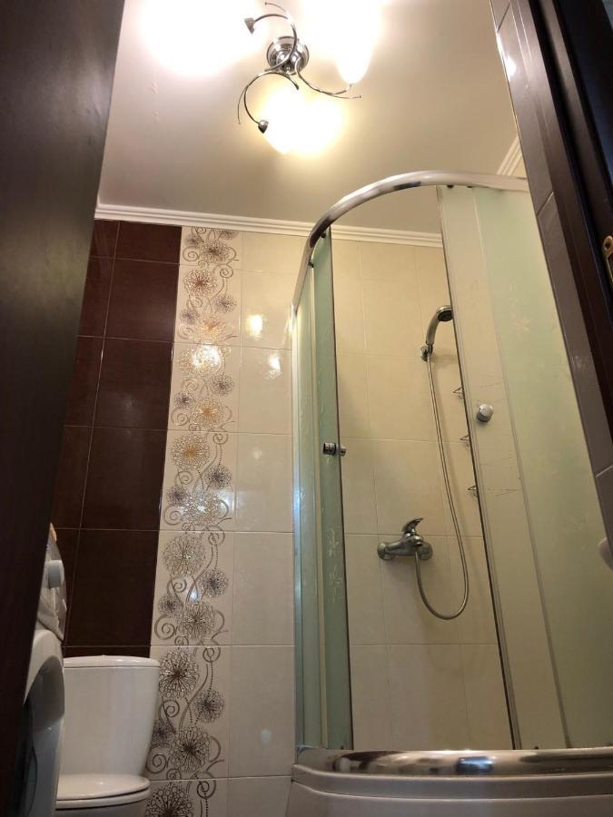 Appartamento Cosy Flat Kiev Esterno foto
